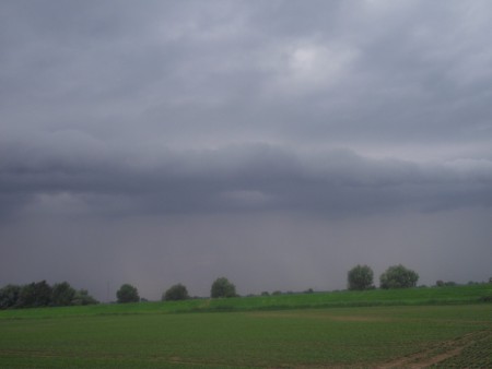 donkere wolken 3 3/8/12